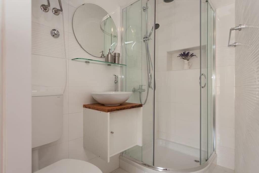 Vintage Apartment Rovinj Old Town Eksteriør bilde